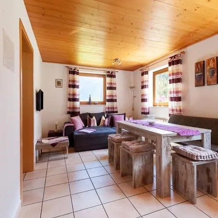 In Near Lift 아파트 메이른호픈