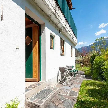 Apartman With Garden Near Hiking Trails