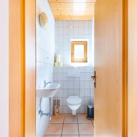 Apartman With Garden Near Hiking Trails
