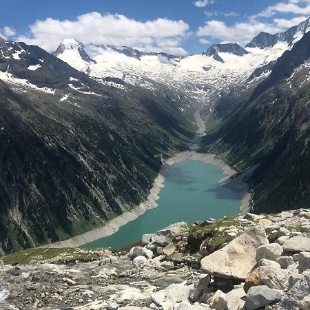 In Near Lift דירה *