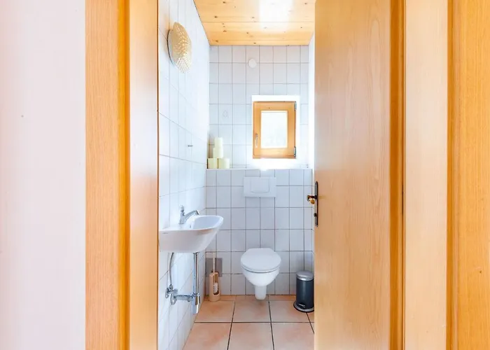 Appartement In Near Lift